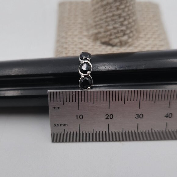 Size 8.75 Sterling Silver Black Spinel Unique Band Ring A3669 - Picture 8 of 9